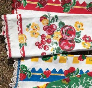 Kitchen Towels - Retro Barn Country Linens