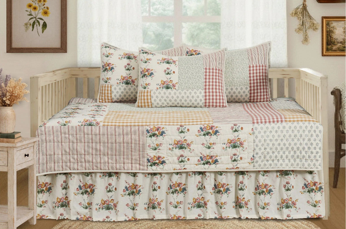 Why Your Daybed Needs Special Bedding