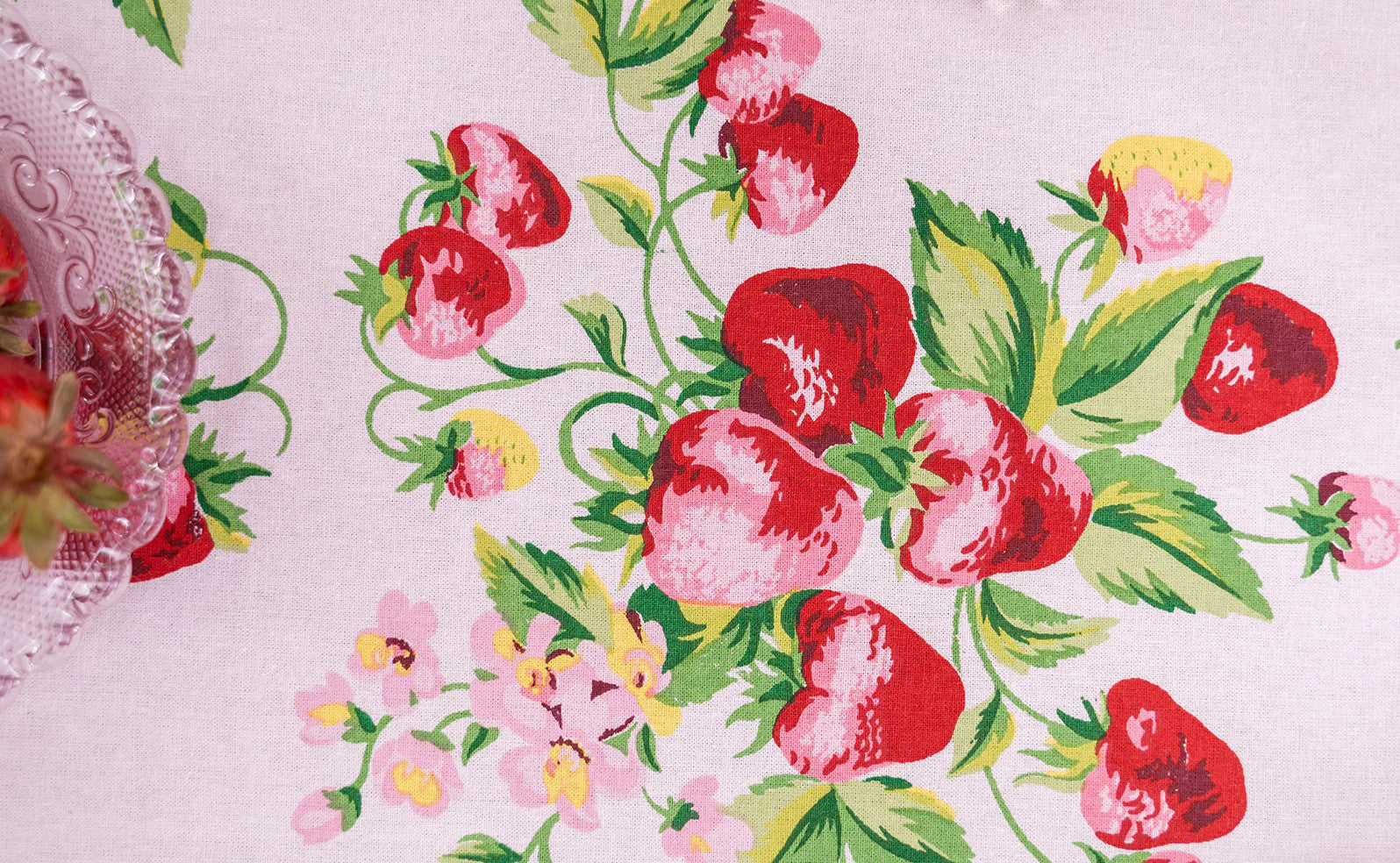 Vintage Style Tablecloths- A Disappearing Art Form