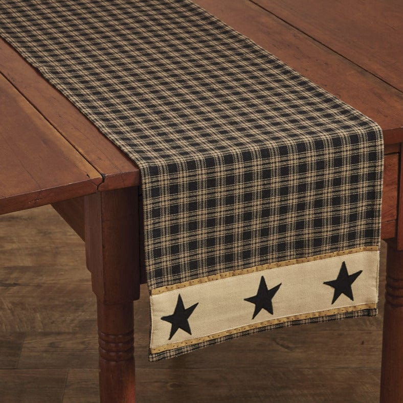 Sturbridge Black Plaid Star Runner