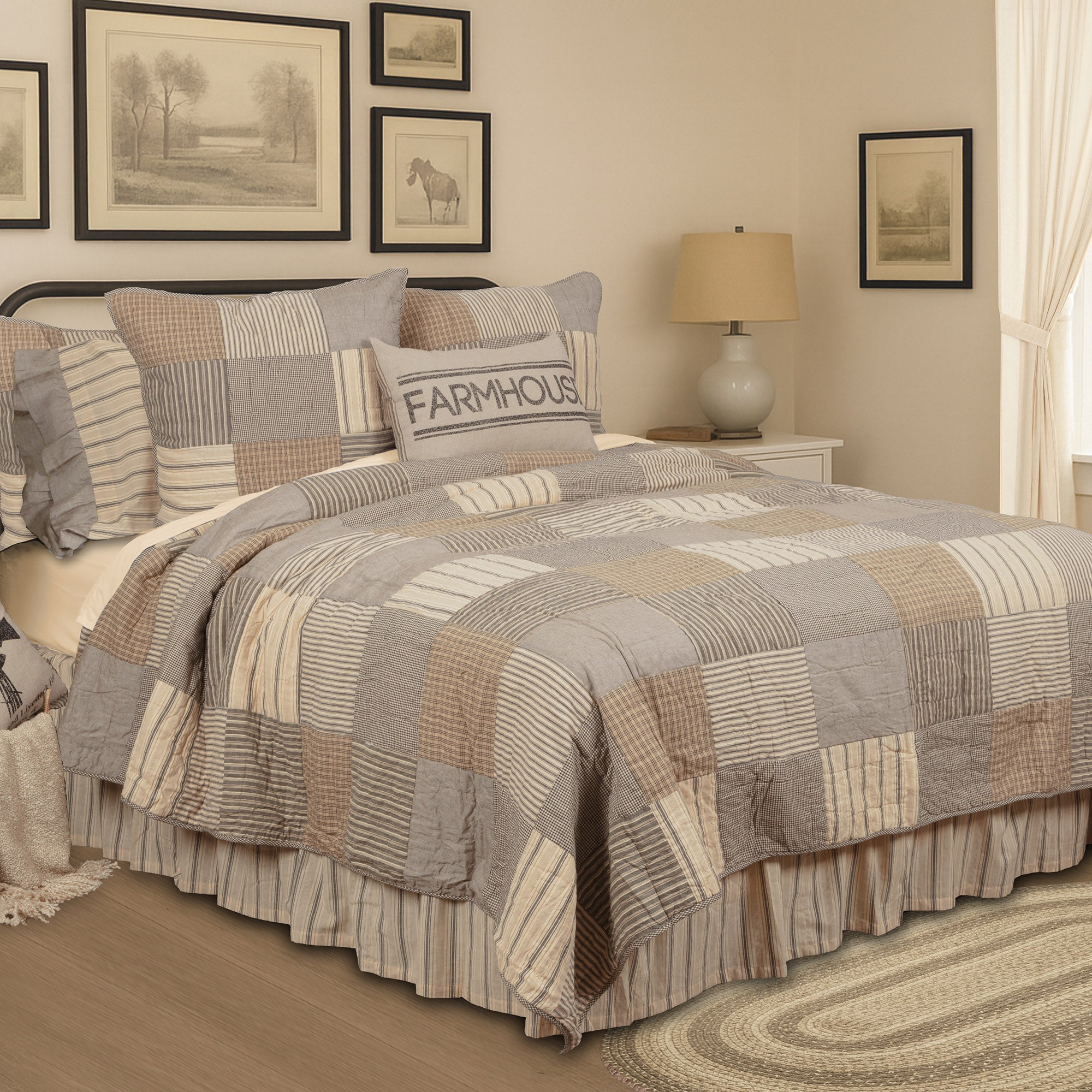 Sawyer Mill Farmhouse Quilt - Retro Barn Country Linens