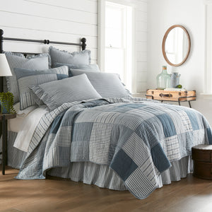 Sawyer Mill Blue Quilt