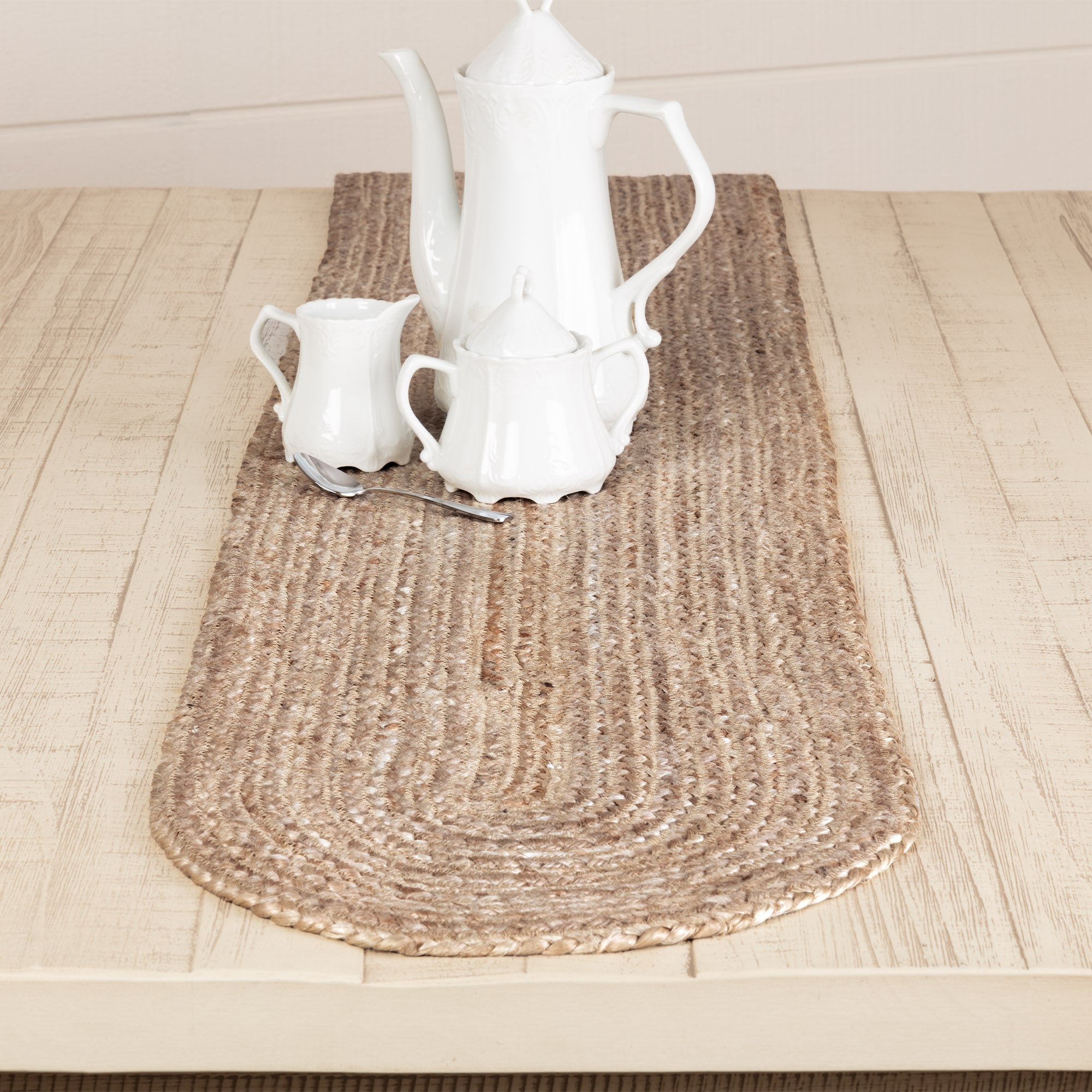Natural Jute Braided Table Runner - Retro Barn Country Linens