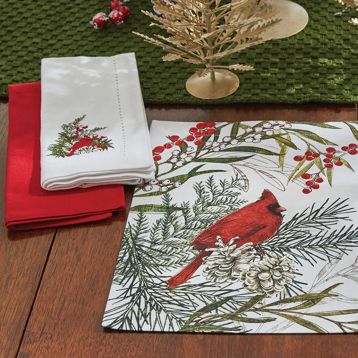 Cardinal Embroidered Napkin Set of 4