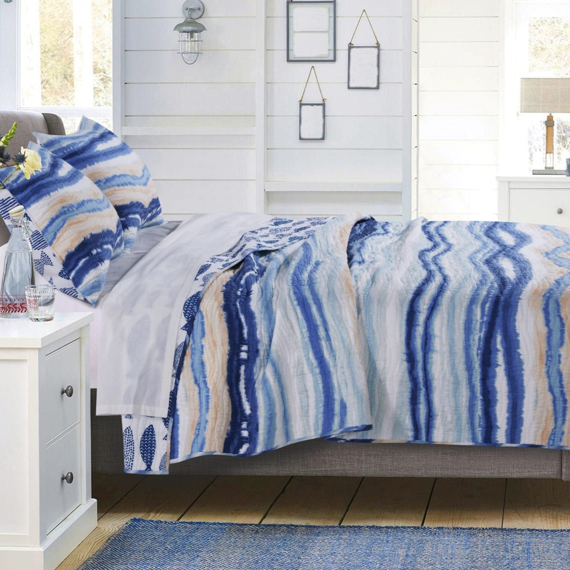 Crystal Cove Quilt Set