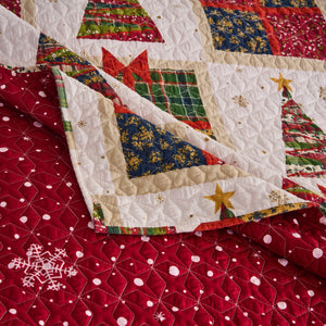 Deck the Halls Quilt Set