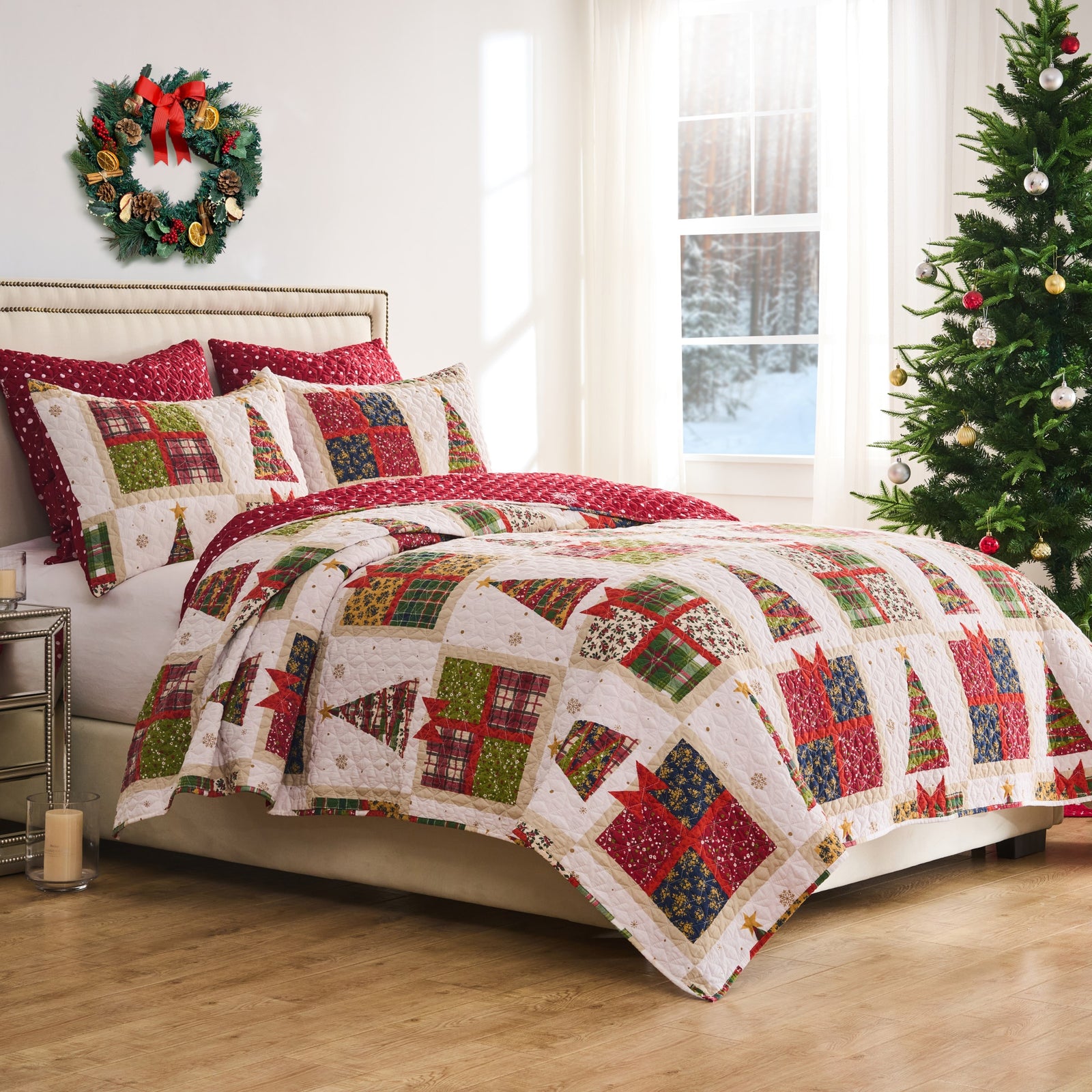 Deck the Halls Quilt Set