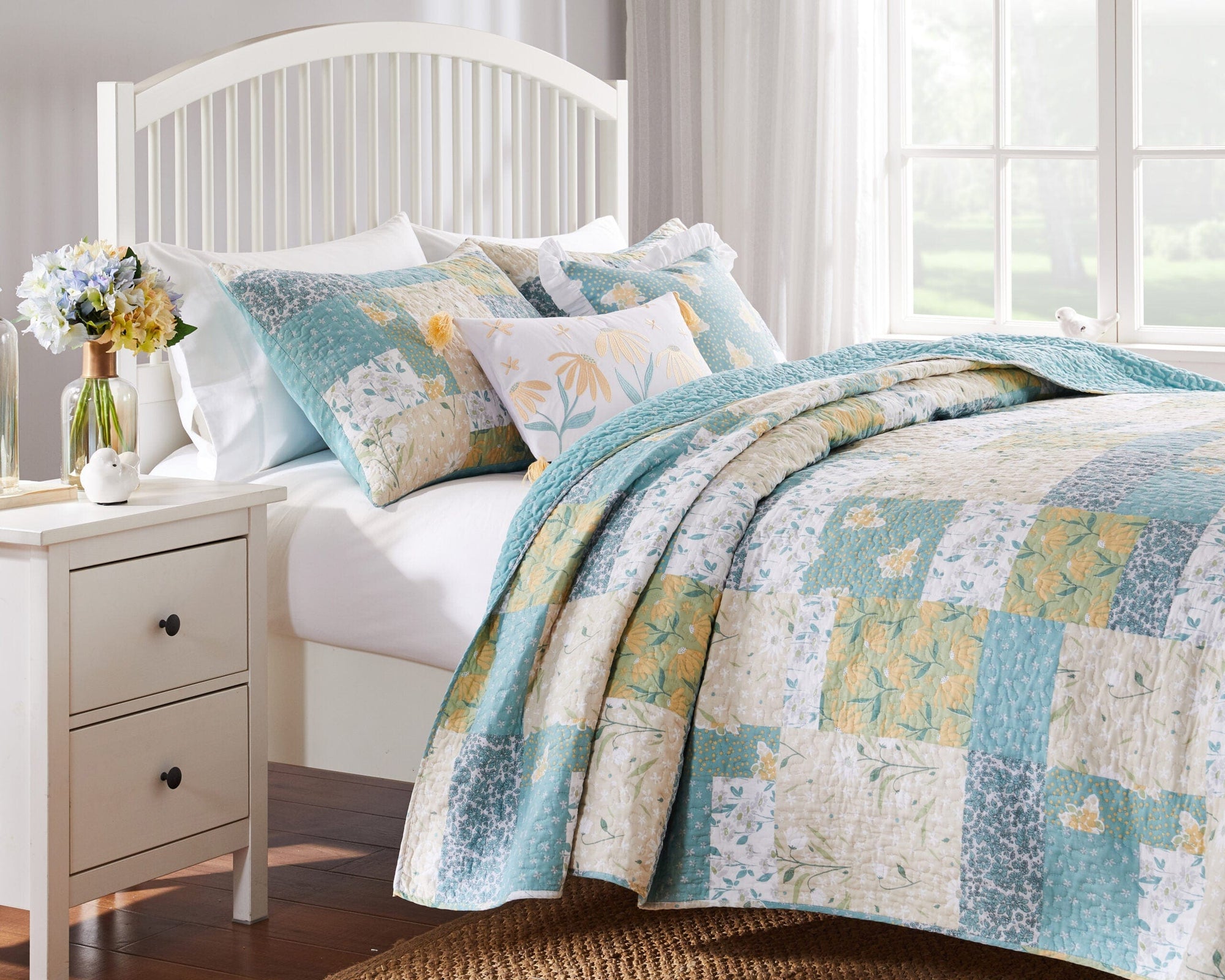 Evangeline Quilt Set