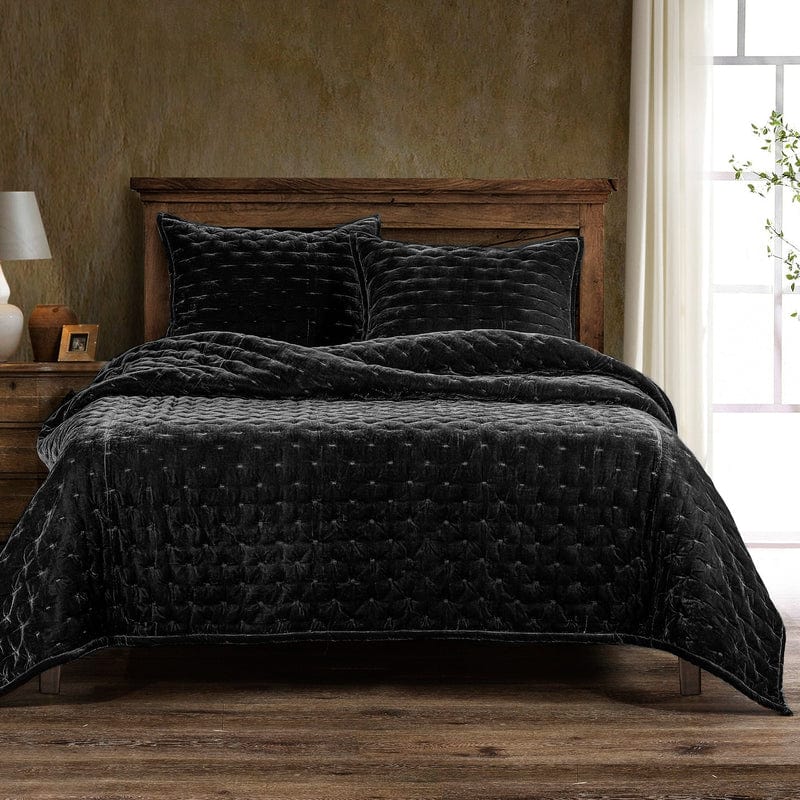 Stella Quilt Black