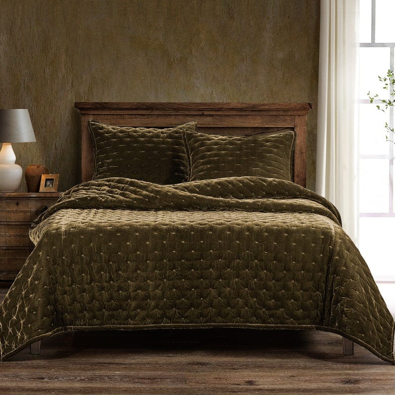 Stella Quilt Green Ochre