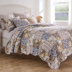 French Country Quilt Set