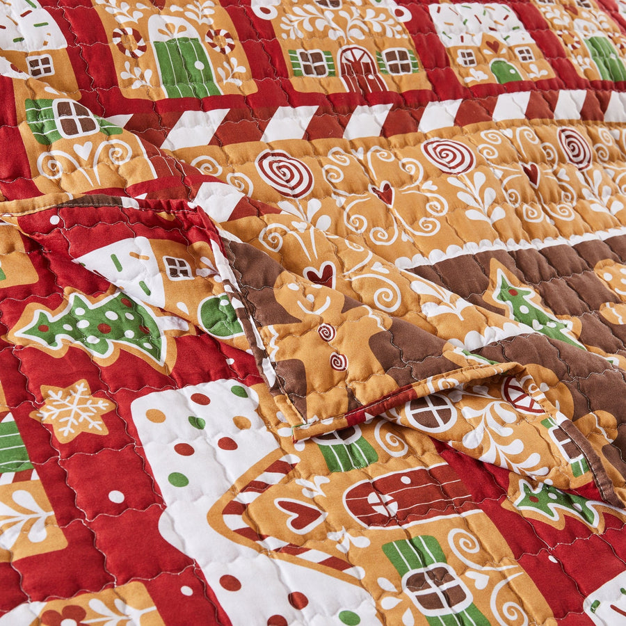 Gingerbread Lane Quilted Throw