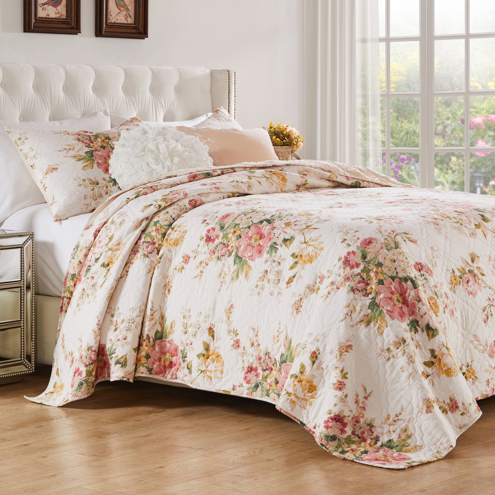 Grace Floral Quilt Set