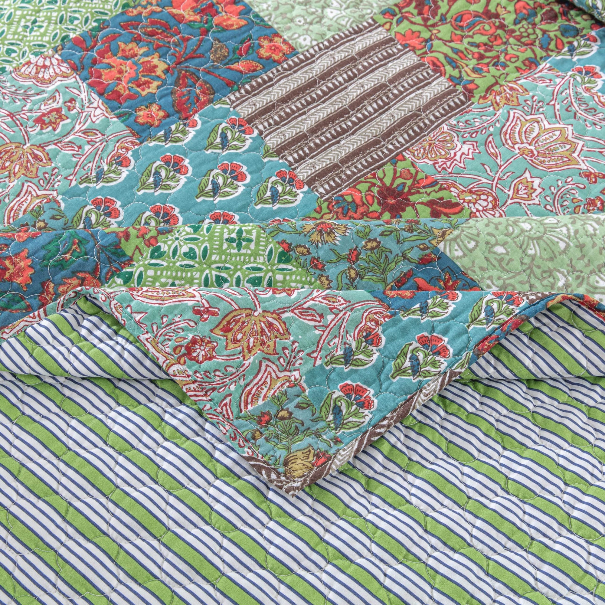 Jasmin Quilt Set