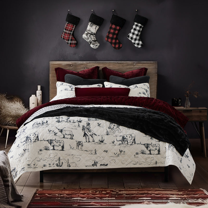 Ranch Life Quilt Set- Black and White