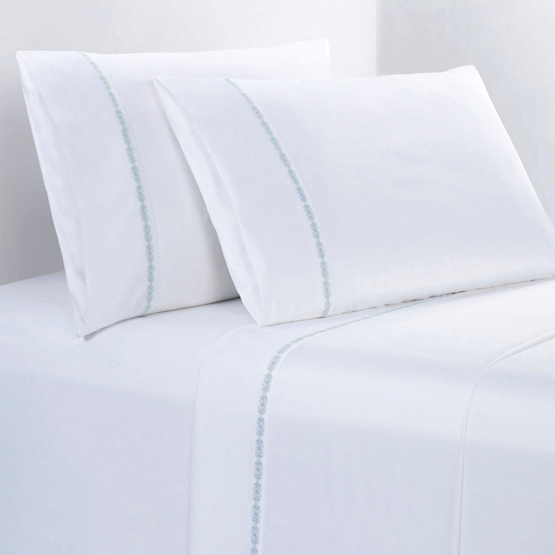 Laurel Embroidered Sheet Set