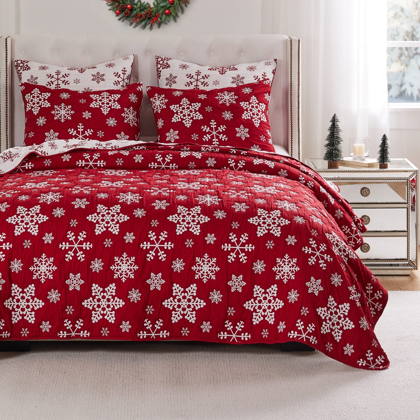 Snowflakes Matelasse Coverlet Set