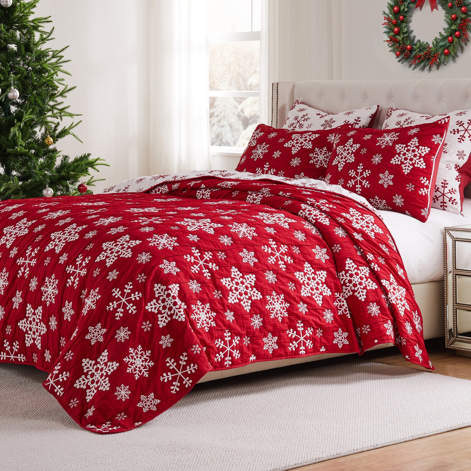 Snowflakes Matelasse Coverlet Set