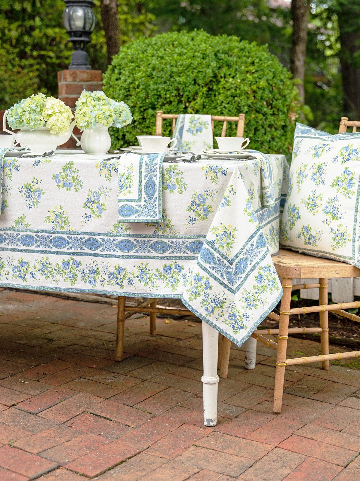 Estella Blue Tablecloth