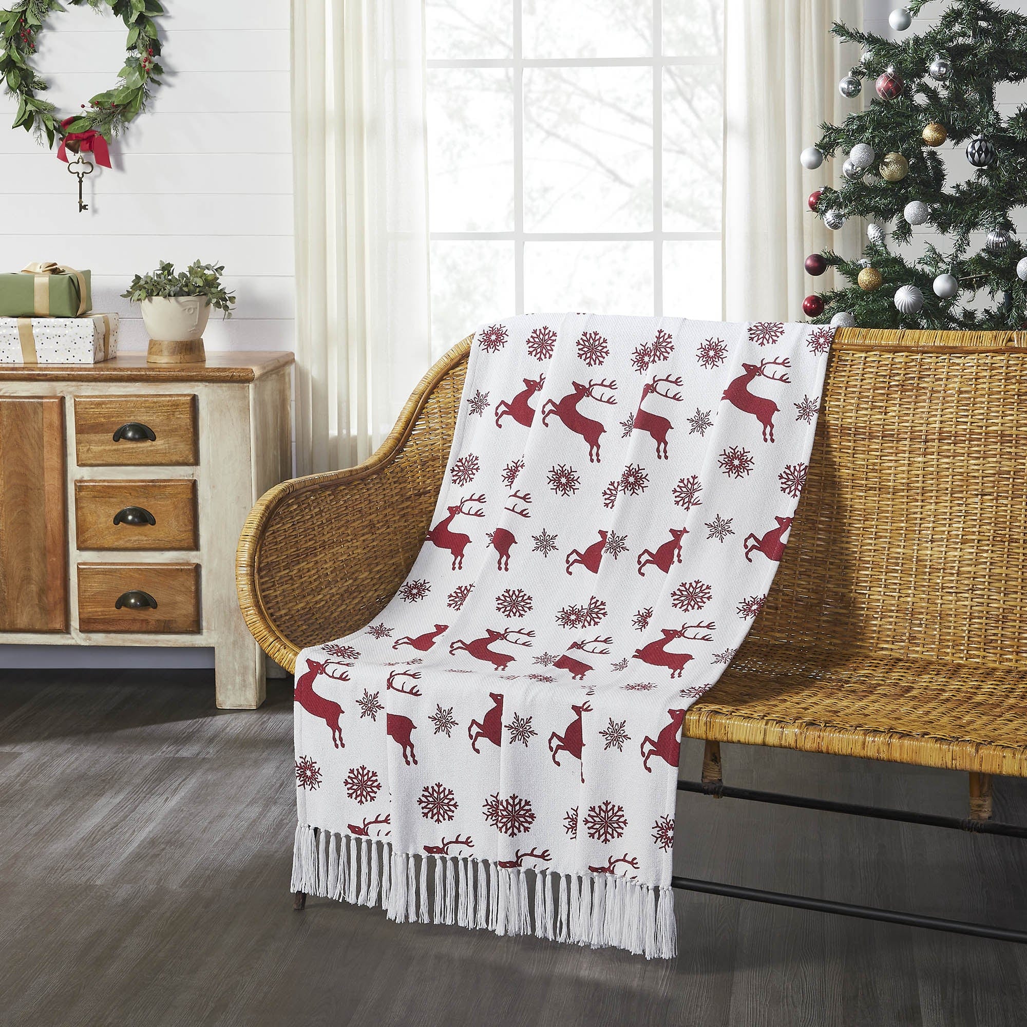 Scandia Snowflake Woven Throw