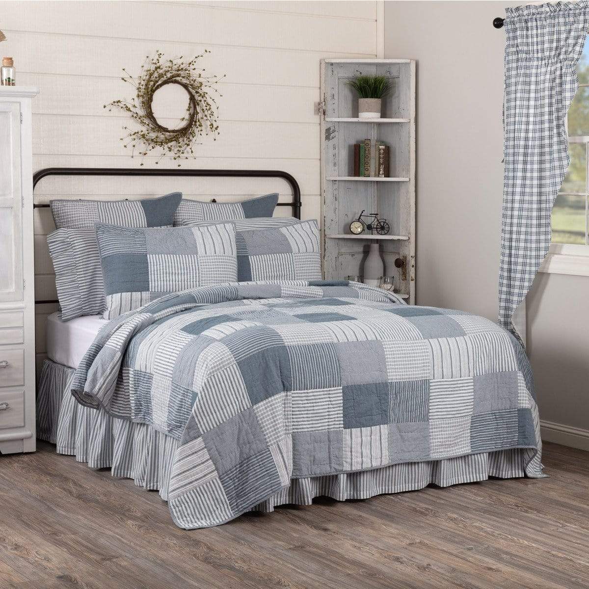 Sawyer Mill Blue Quilt