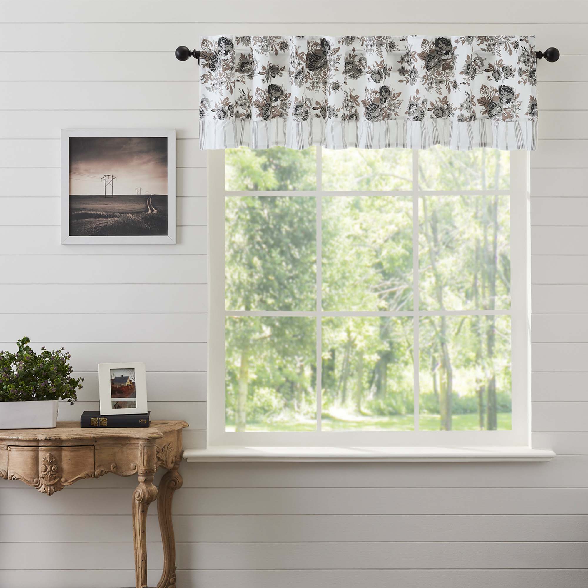 Annie Portabella Floral Ruffled Valance