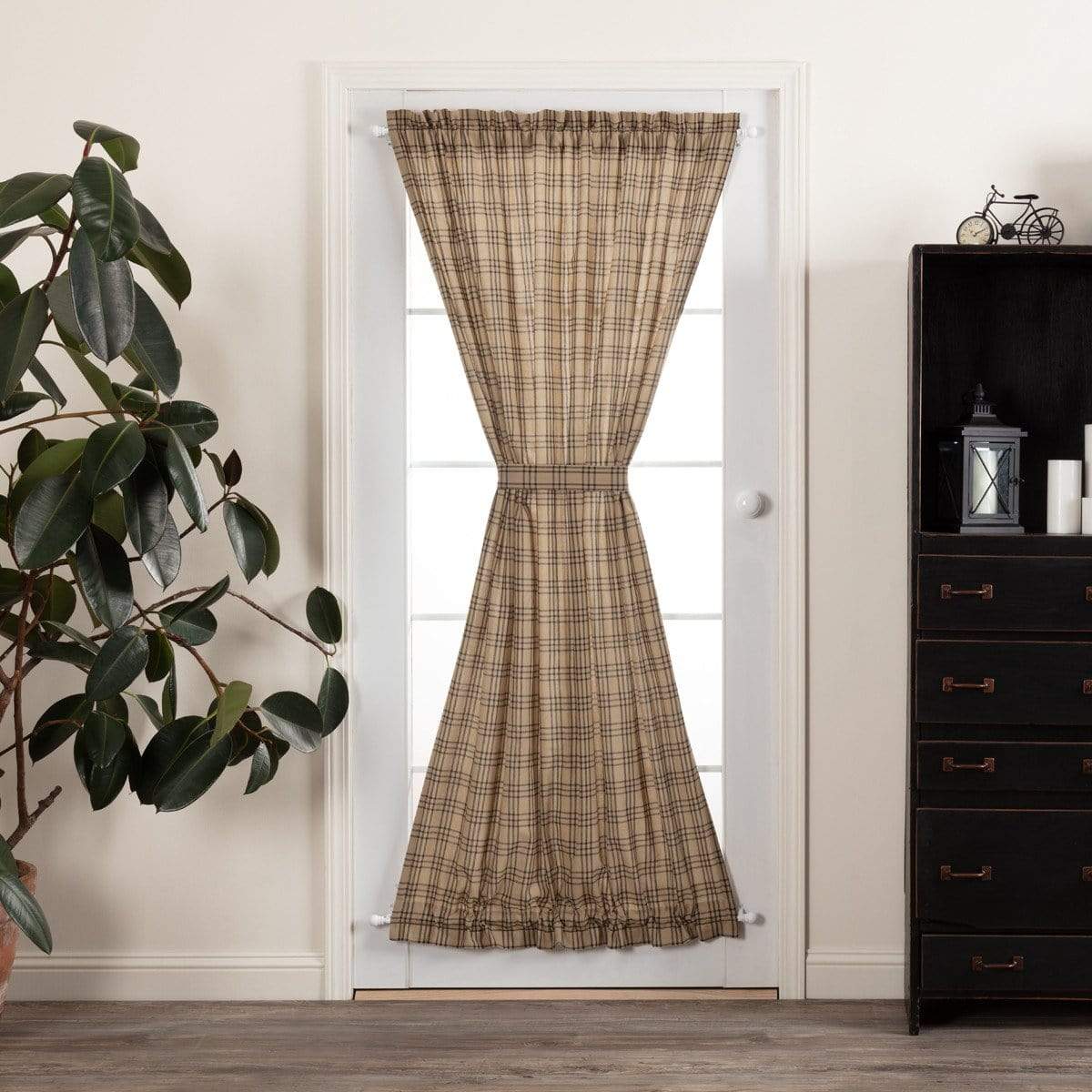 Sawyer Mill Charcoal Plaid Door Panel