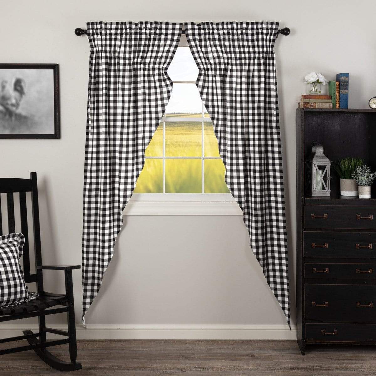 Annie Buffalo Long Prairie Curtain - Black