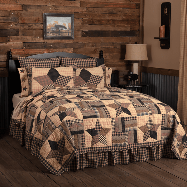 Country Patchwork Quilt Sets - Retro Barn Country Linens