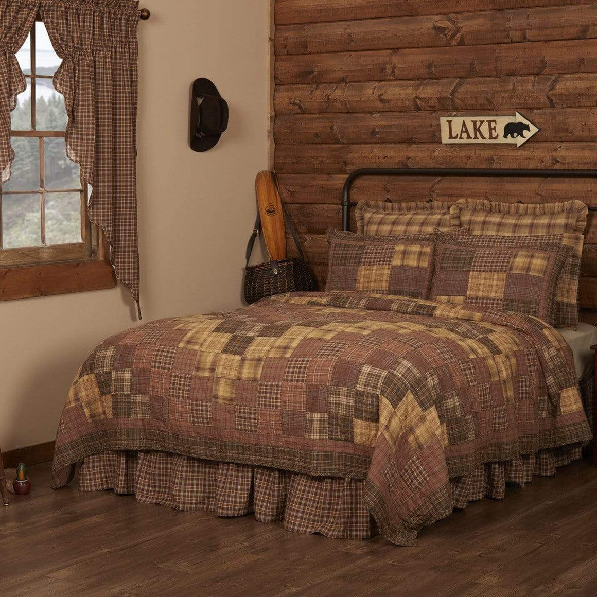 Country Patchwork Quilt Sets - Retro Barn Country Linens