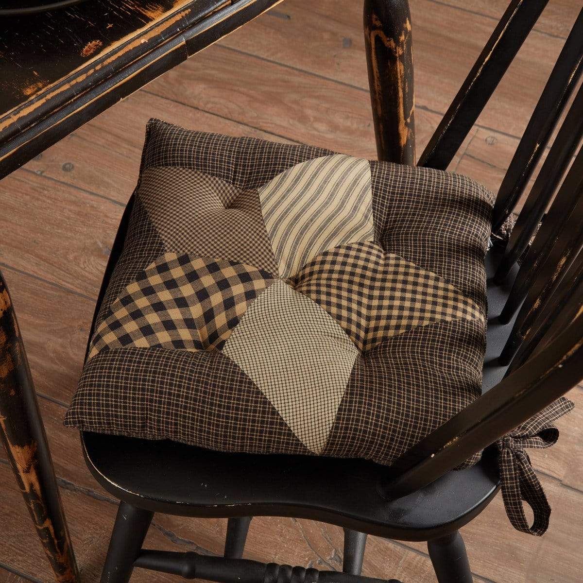 Farmhouse Star Quilted Chair Pad