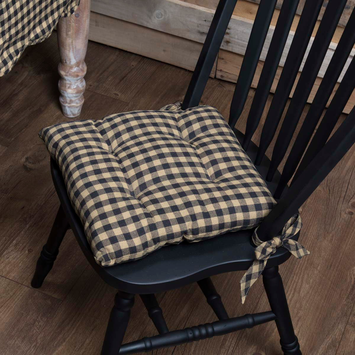 Black Check Chair Pad Retro Barn Country Linens