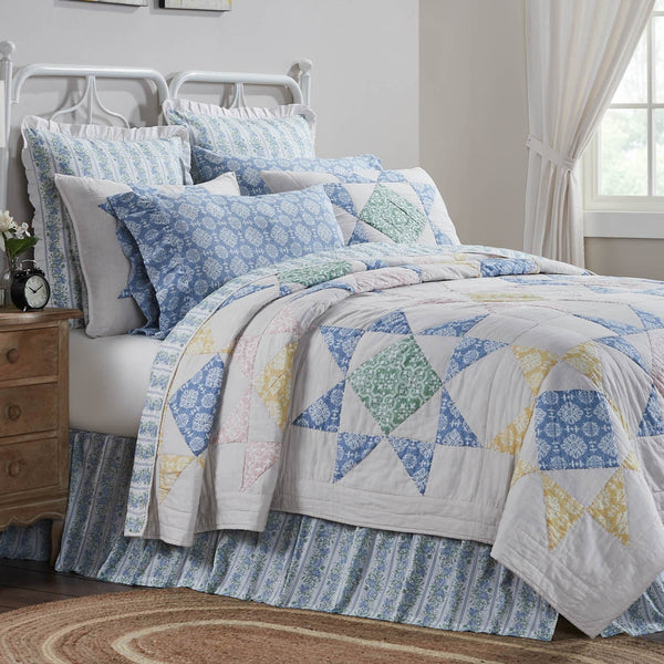 Country Patchwork Quilt Sets - Retro Barn Country Linens