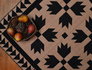 Black Bear's Paw Mini Quilt - Table Topper/ Wall Hanging