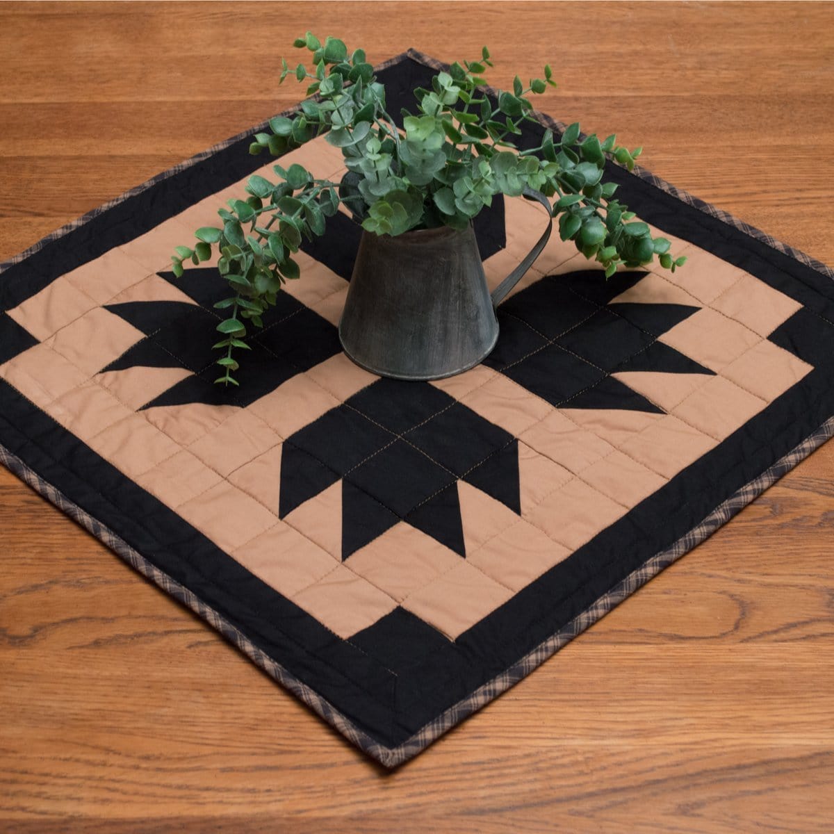 Black Bear's Paw Quilt Block