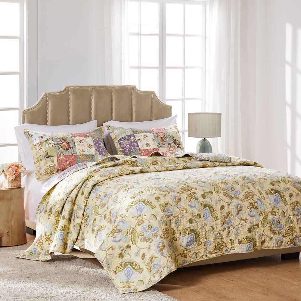 Blooming Prairie Quilt Set