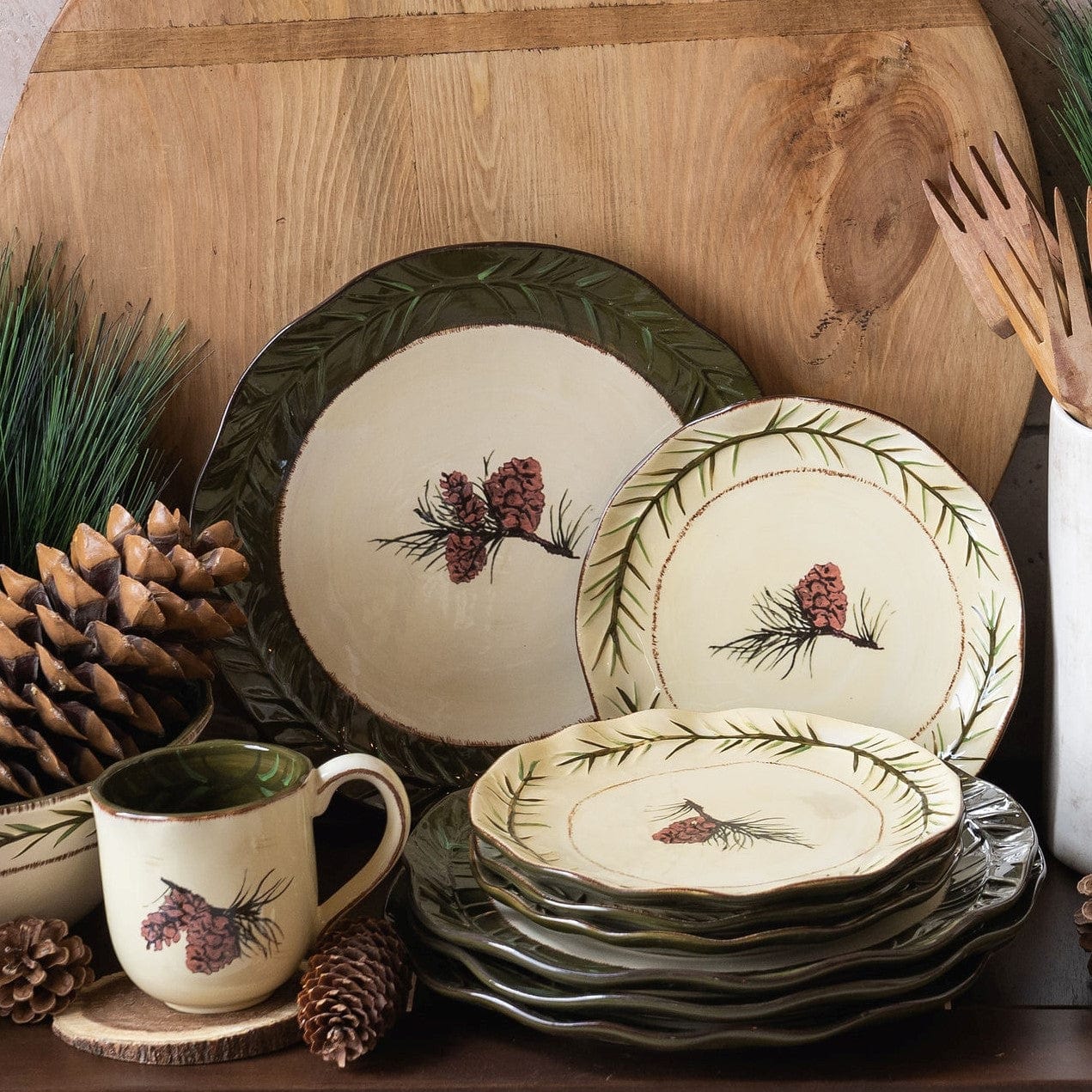 Pine Cones Ceramic Dinnerware 16 Piece Set