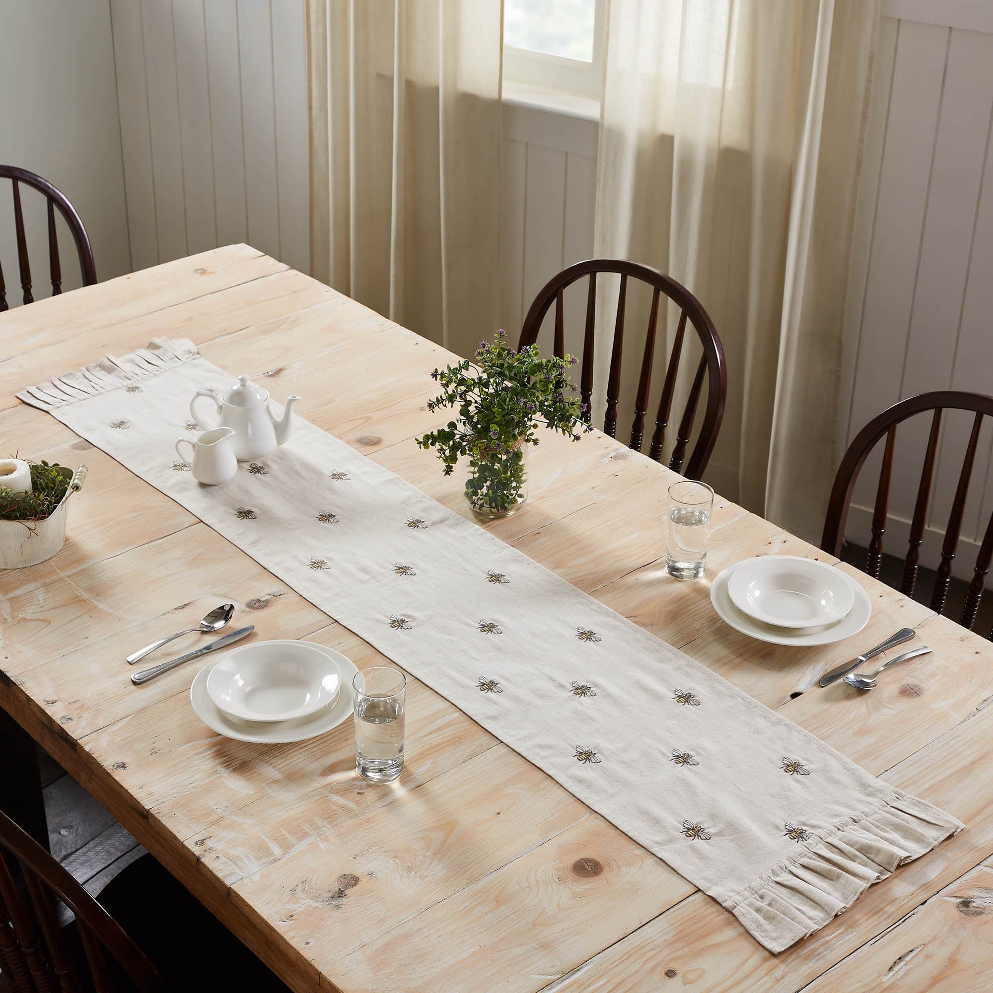 Embroidered Bee Table Runner