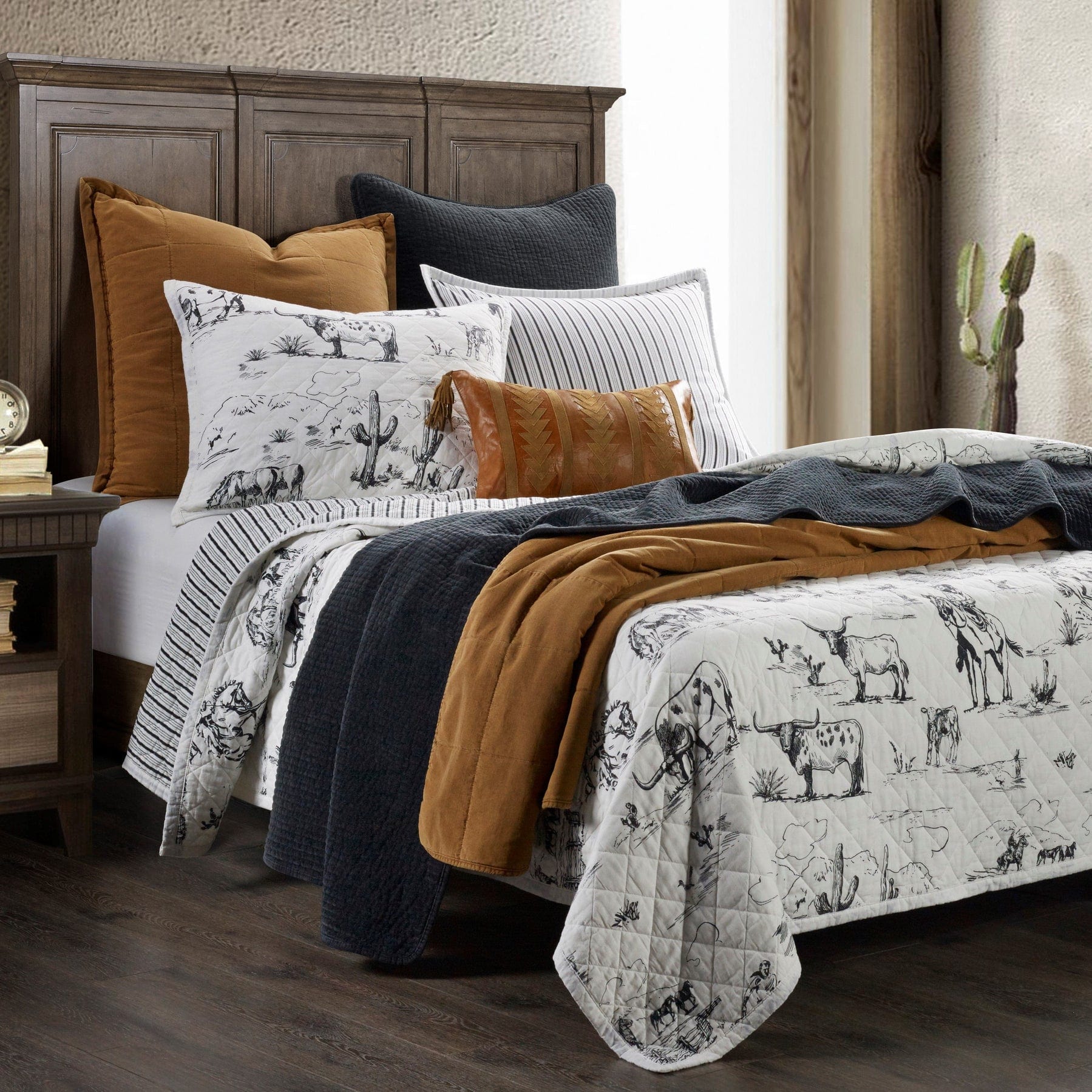 Ranch Life Western Toile Quilt Set