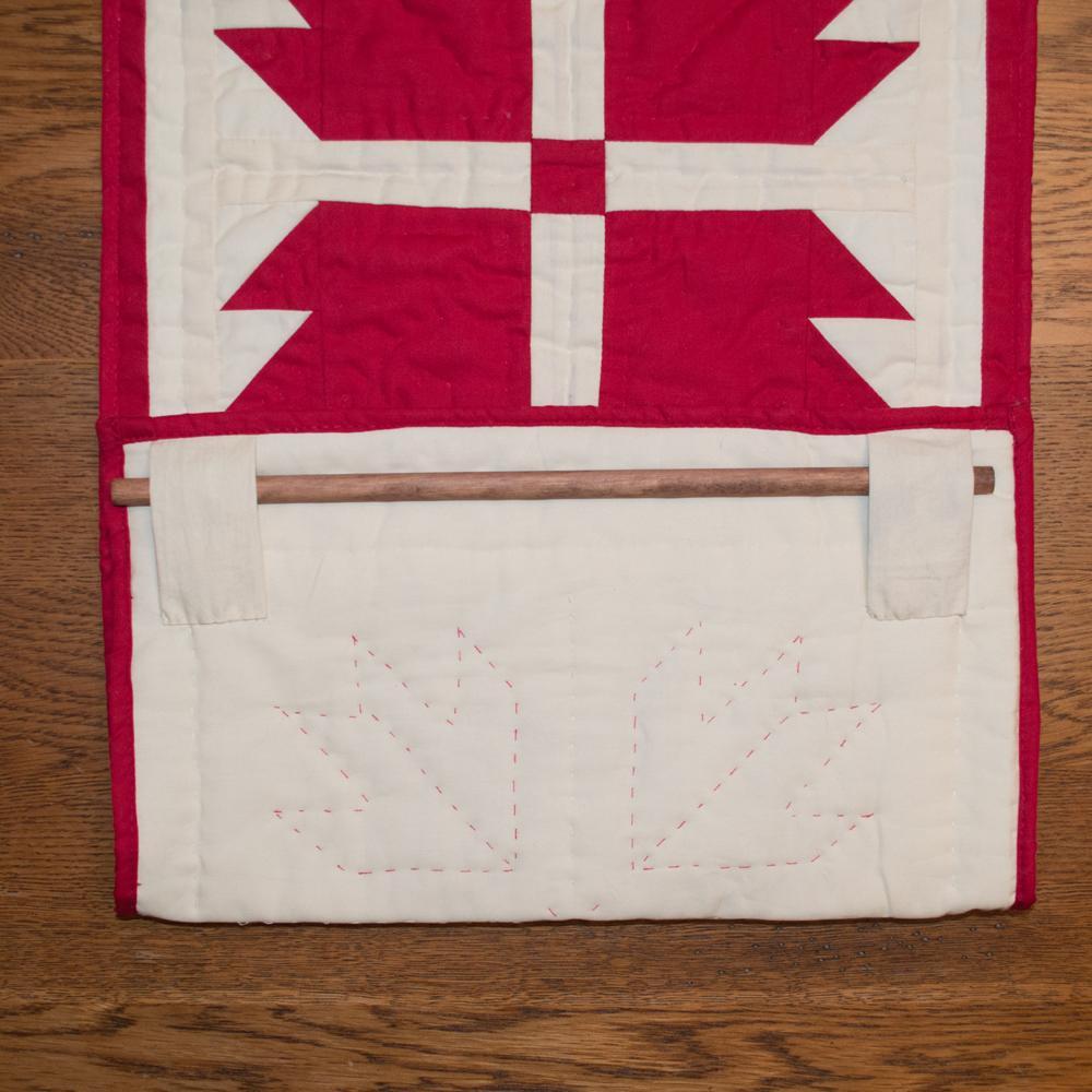 Red Bear's Paw Mini Runner