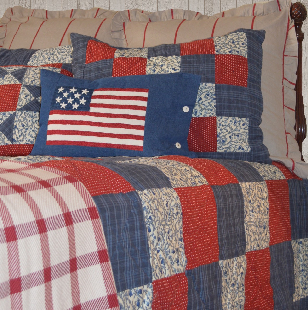 Betsy Americana Quilt Set