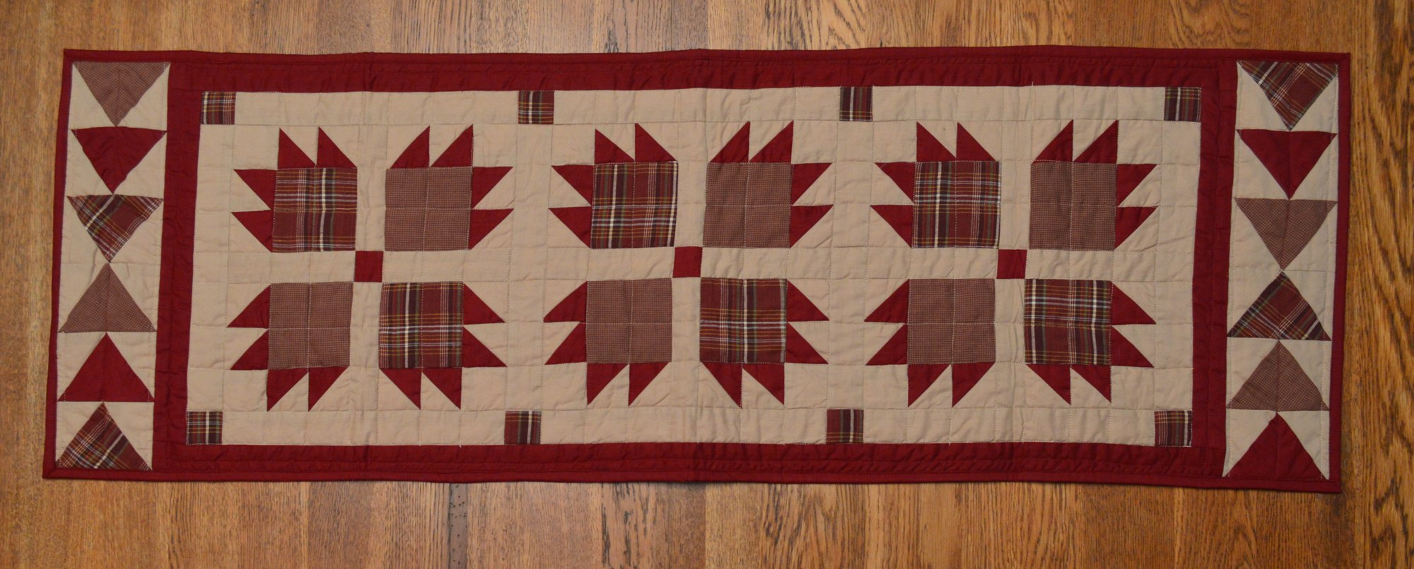 Burgundy Bear's Paw Runner