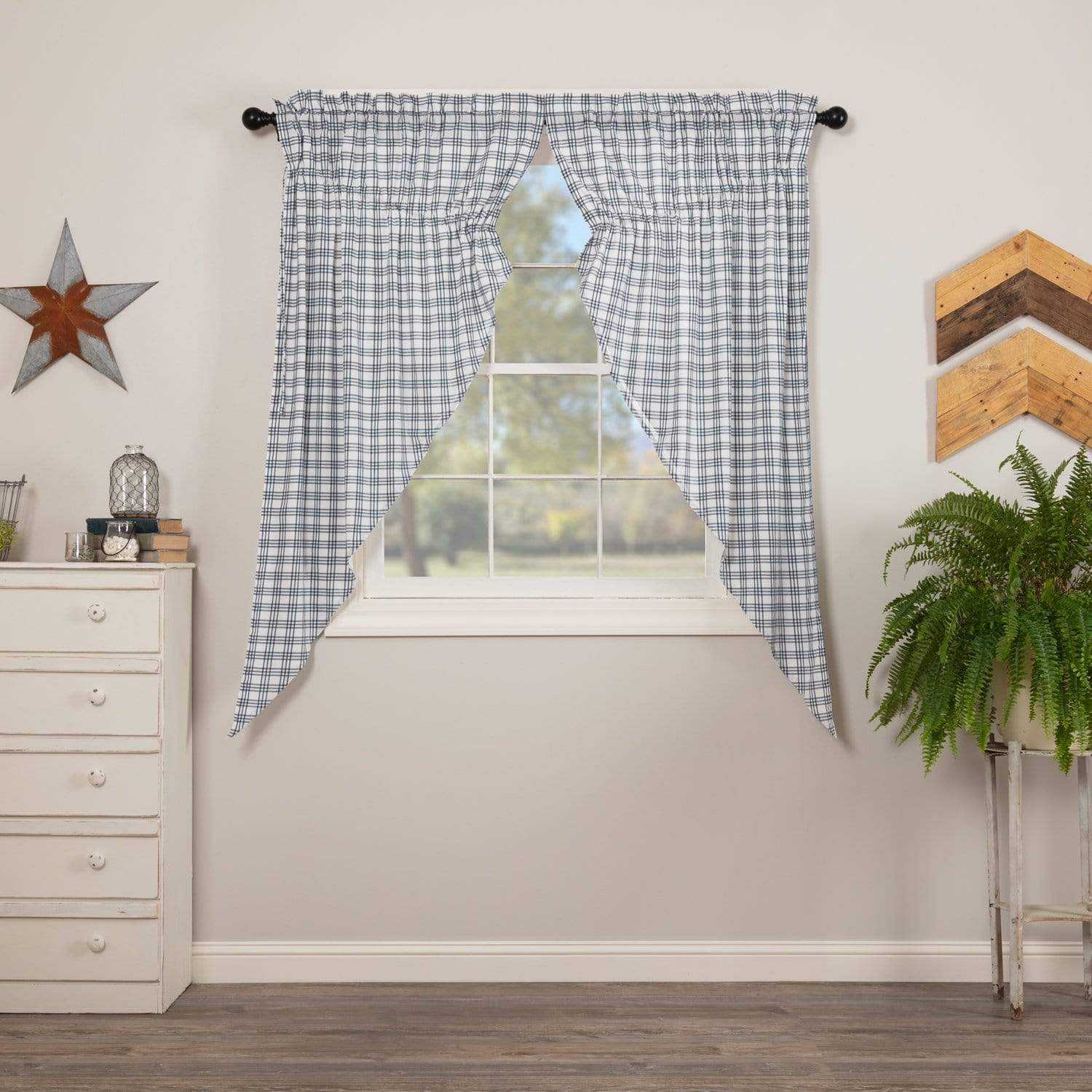 Sawyer Mill Blue Plaid Prairie Curtain