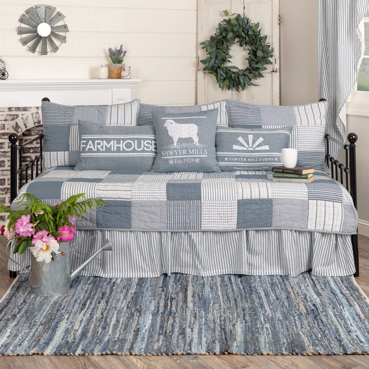 Sawyer Mill Blue 5pc Daybed Quilt Set