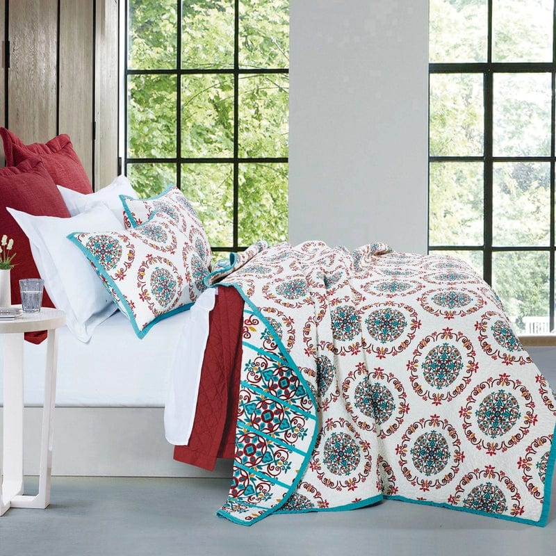 Sonora Reversible Quilt Set